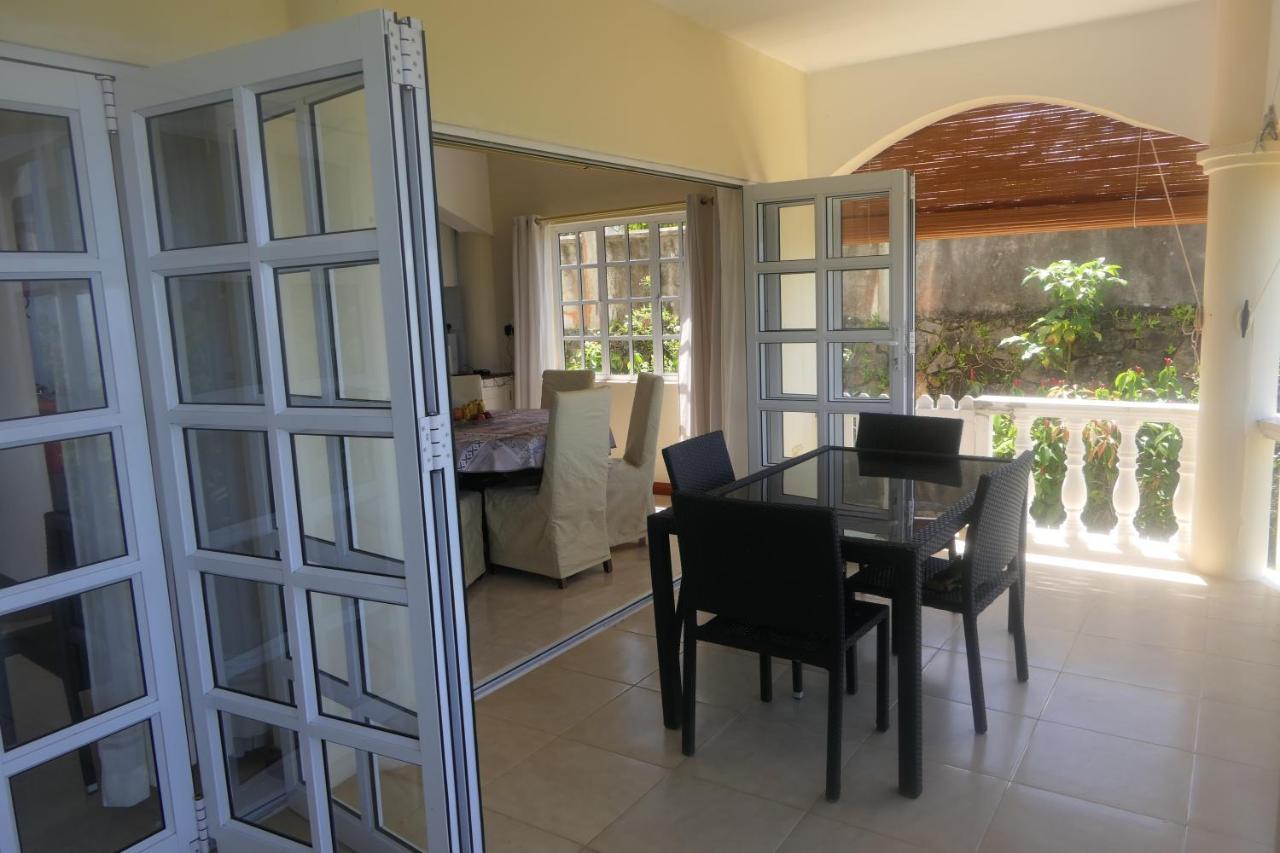 Вілла Tropical Garden Self Catering Вікторія Екстер'єр фото