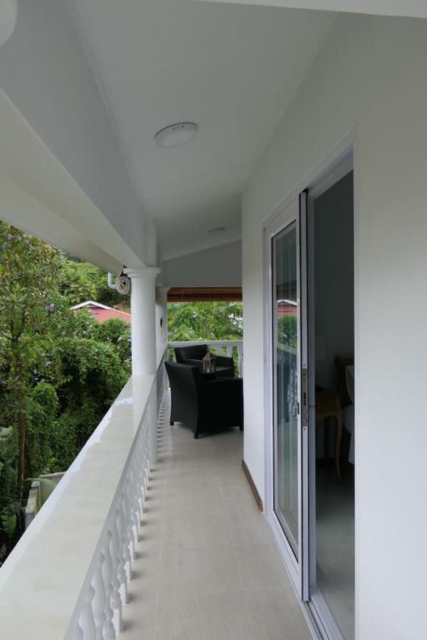 Вілла Tropical Garden Self Catering Вікторія Екстер'єр фото